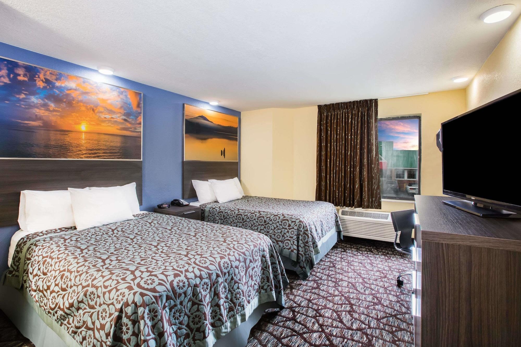 Days Inn By Wyndham Blue Springs Esterno foto